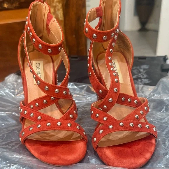 Steve Madden Scarlet Studded Heels - Picture 1 of 6
